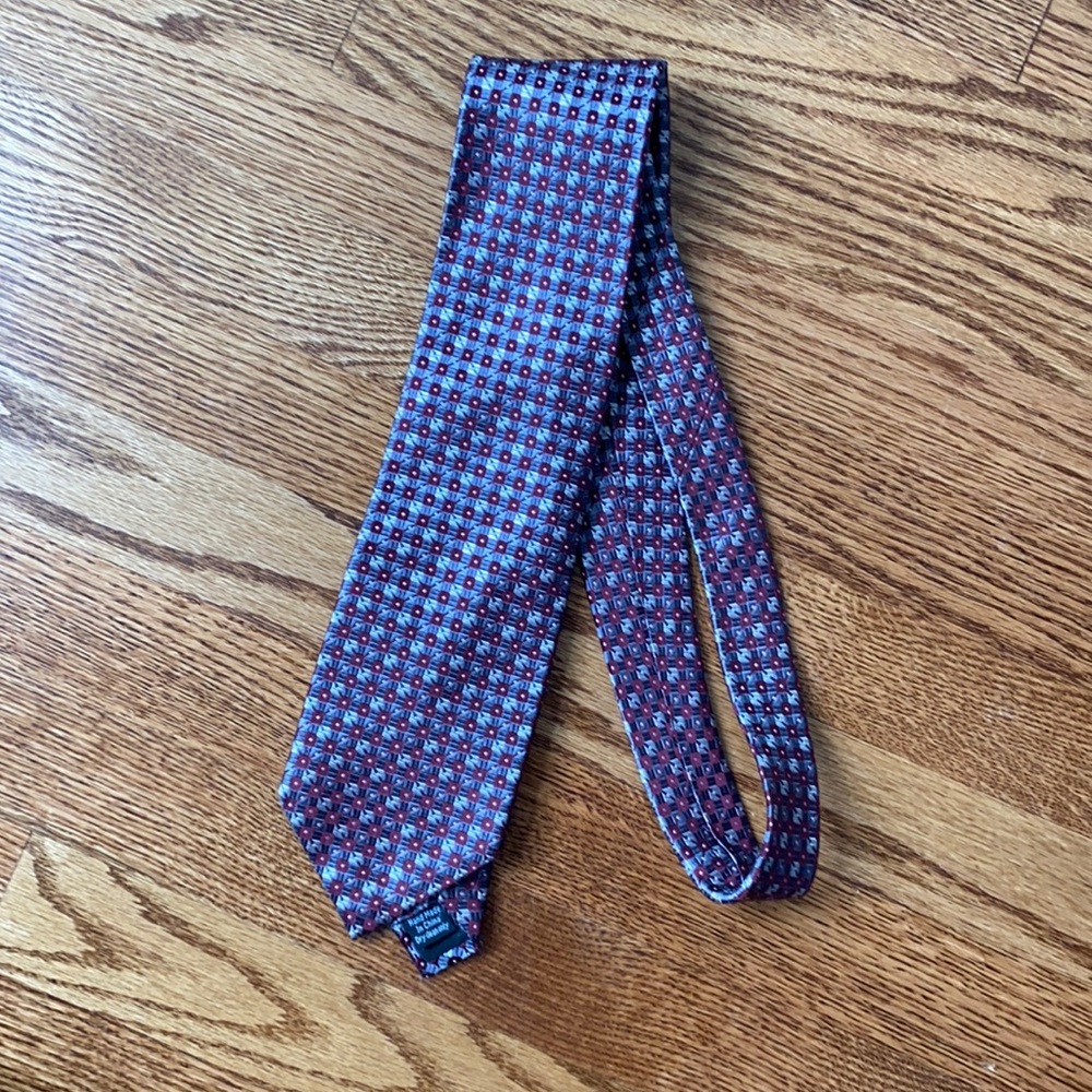 Joseph & Feiss Red & Gray Geometric Print 100% Silk Tie